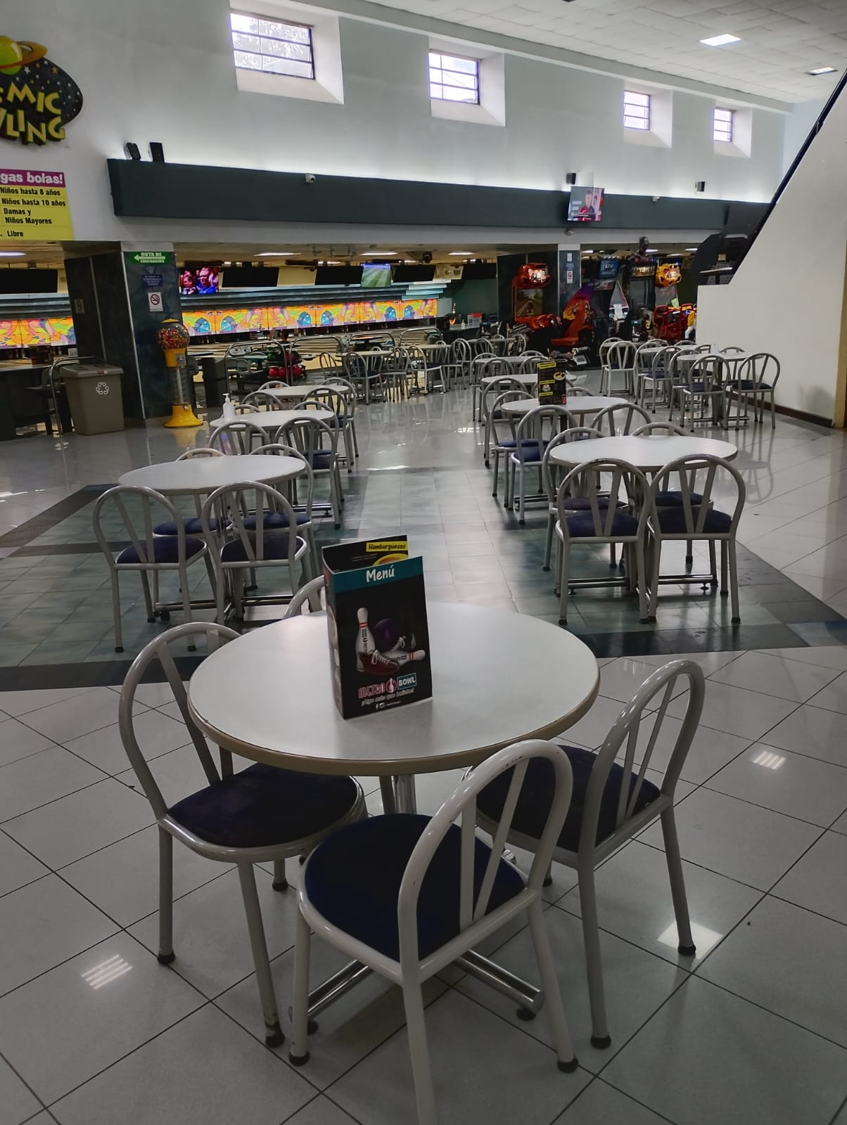 Restaurante METRO BOWL